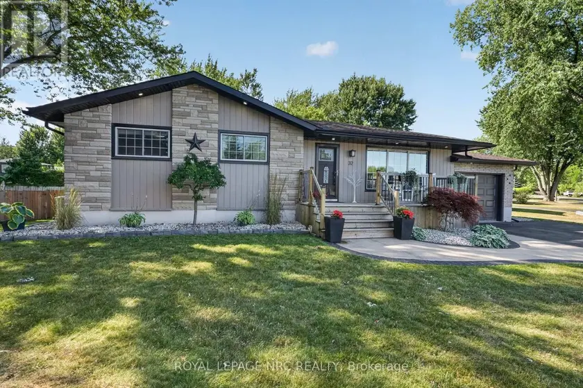 Detached at 32 ST GEORGE COURT, Fort Erie