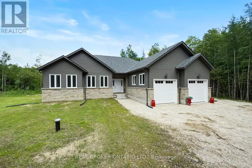 Detached at 734565 WEST BACK LINE, Grey Highlands