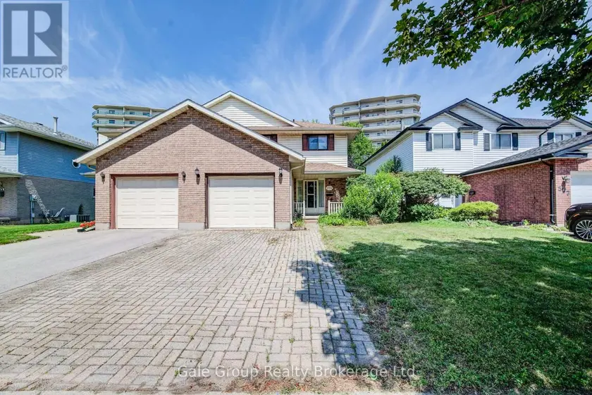 Semi-Detached/Link at 575 SPRINGBANK AVENUE N, Woodstock