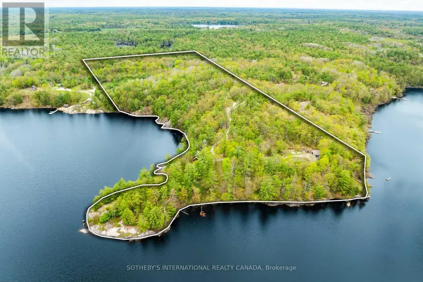 Detached at 1074 COOKS ROAD, Gravenhurst