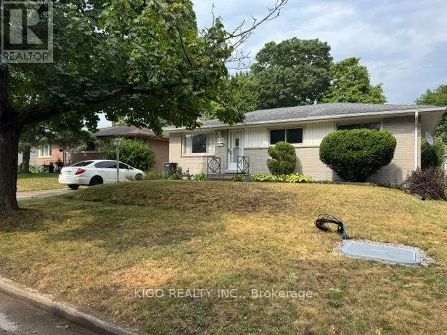 Detached at 114 PAWNEE ROAD, London