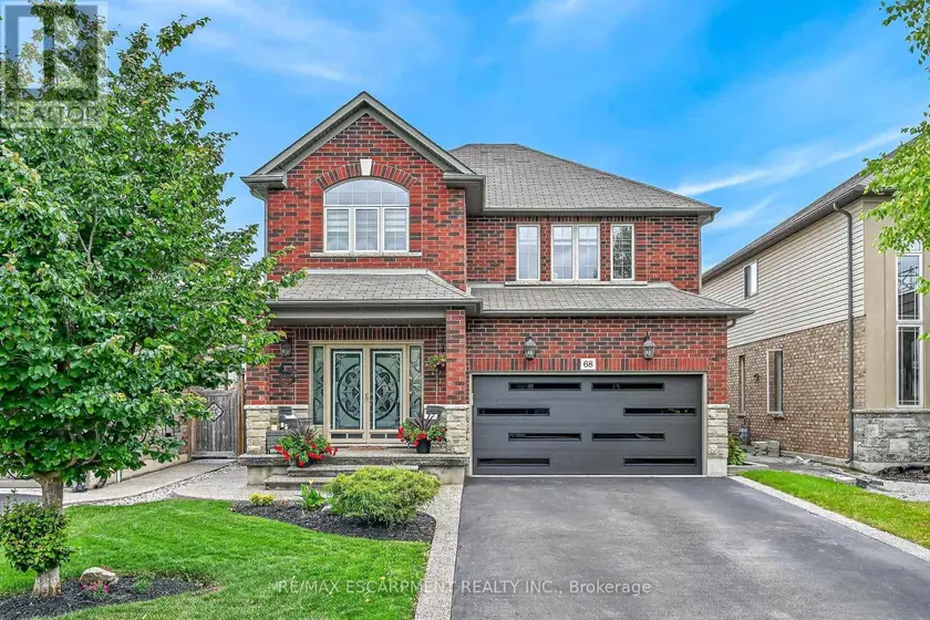 Detached at 68 GARINGER CRESCENT, Hamilton