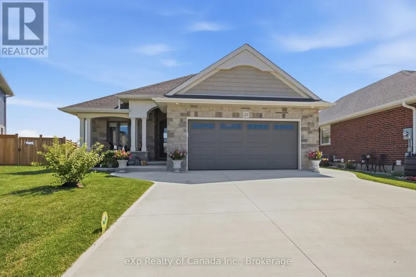 Detached at 21 EVYLEAN COURT, St. Thomas