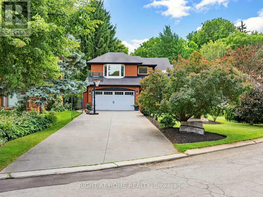 Detached at 608 HIGHVALLEY ROAD, Hamilton