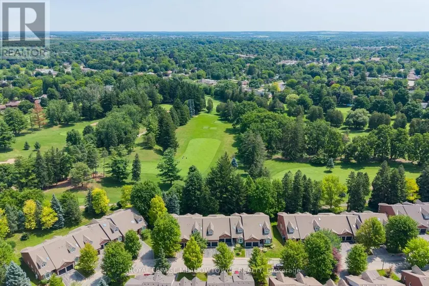 Townhouse at 12 FAIRWAY LANE, Guelph