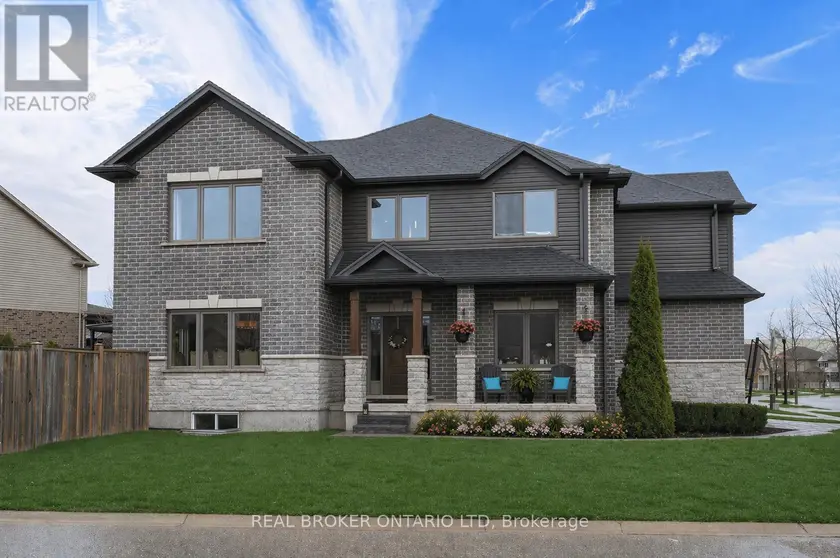Detached at 3386 SETTLEMENT TRAIL, London