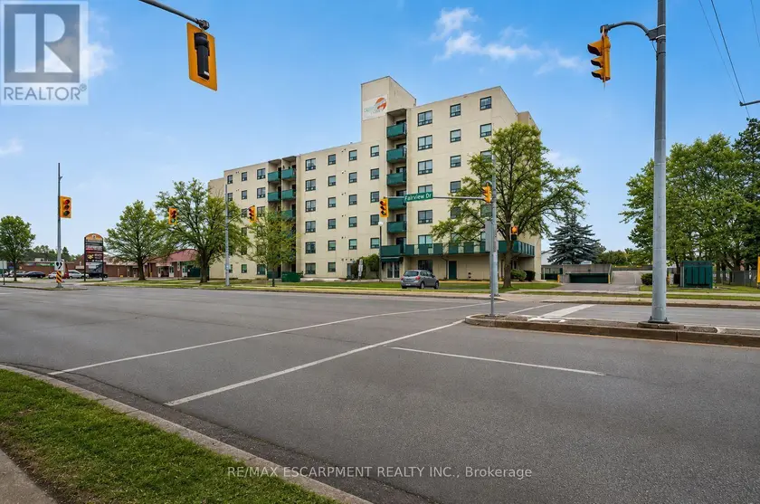 Apartment at 105 - 421 FAIRVIEW DRIVE, Brantford