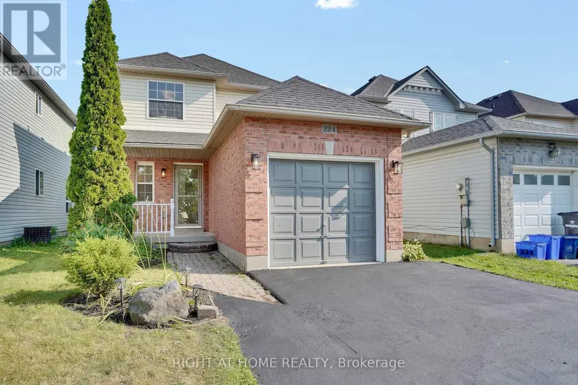 Detached at 224 HILLTOP DRIVE, North Dumfries