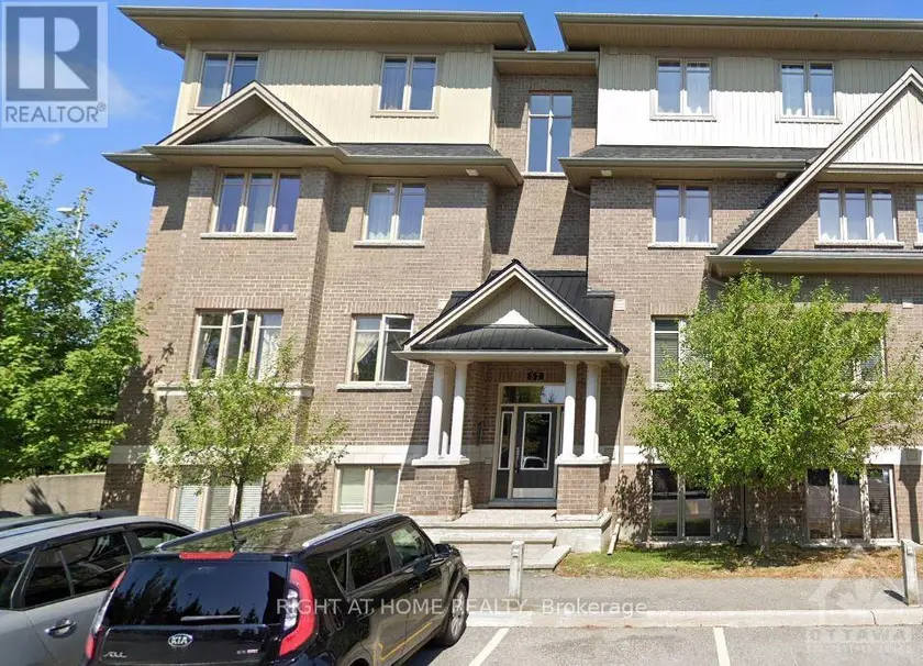 Apartment at H - 57 TAYSIDE PRIVATE, Ottawa