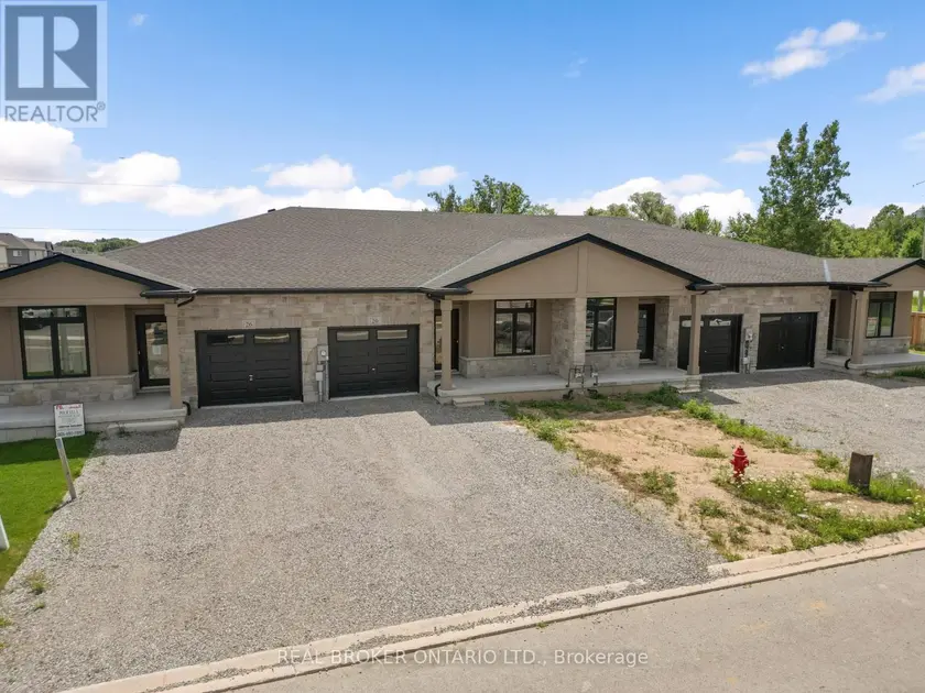 Townhouse at 20 AUSTIN DRIVE, Welland