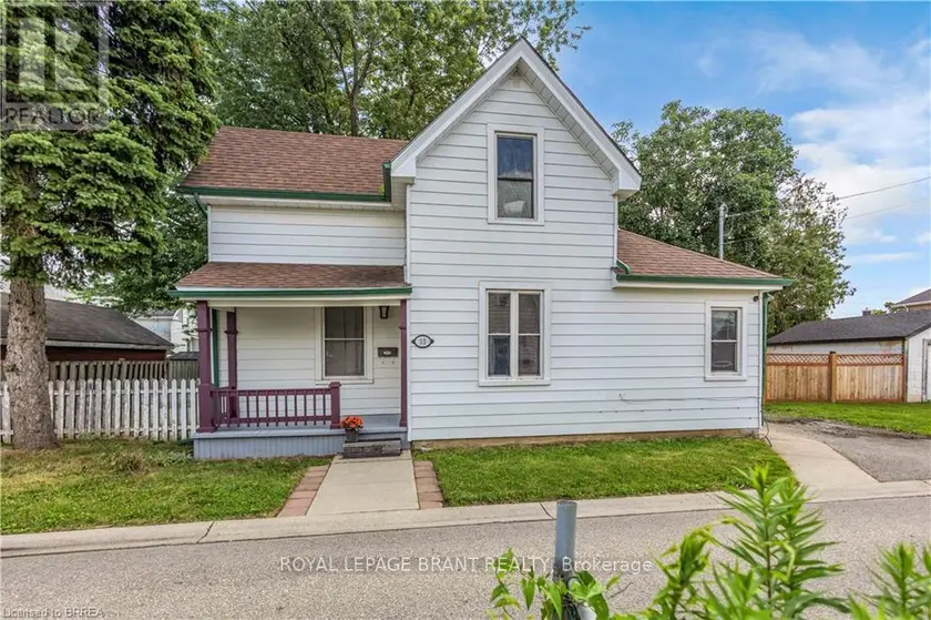 Detached at 10 BISHOP STREET, Brantford