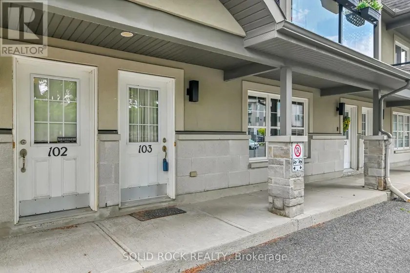 Apartment at 103 - 856 NOTRE-DAME STREET, Russell