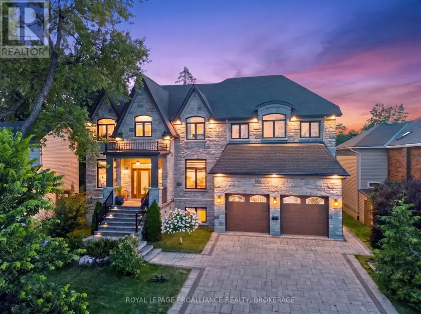 Detached at 86 MACDONNELL STREET, Kingston