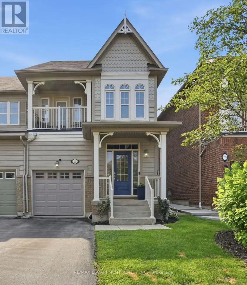 Townhouse at 221 NISBET BOULEVARD, Hamilton