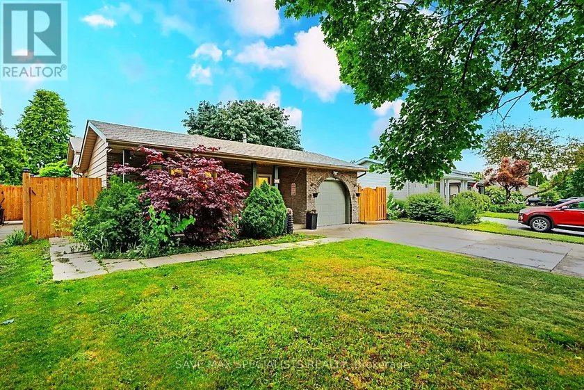 Detached at 26 FAIRINGTON CRESCENT, St. Catharines