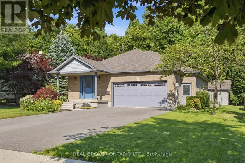 Detached at 13 BURLWOOD DRIVE, Woolwich