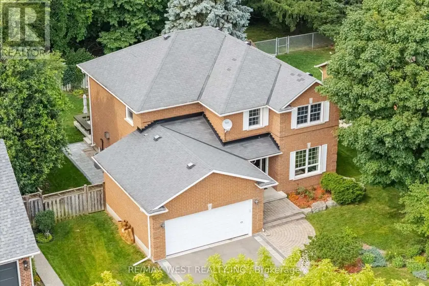Detached at 27 NORMA CRESCENT, Hamilton