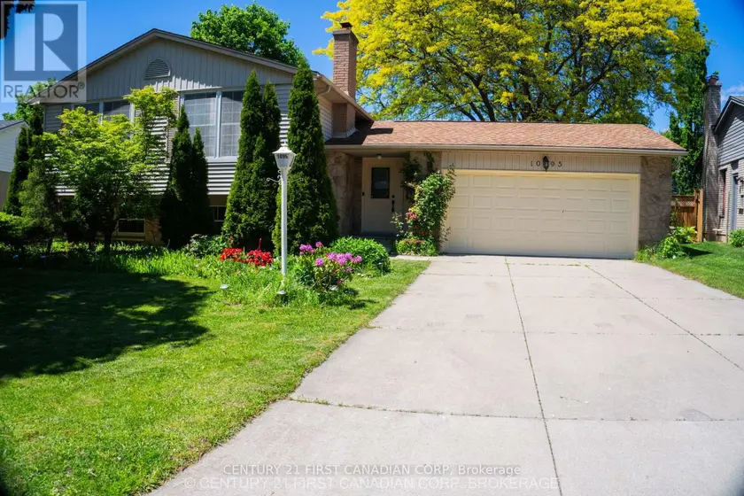 Detached at 1095 PRINCE GEORGE ROAD, London