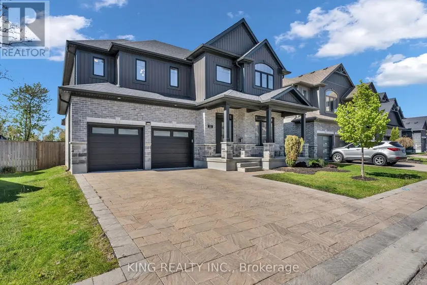 Detached at 33 - 1061 EAGLETRACE DRIVE, London