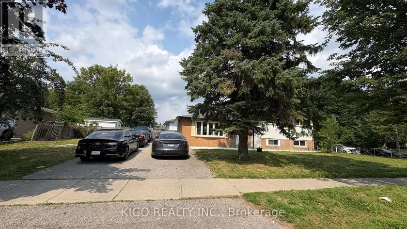 Detached at LOWER - 4 MARKWOOD DRIVE, Kitchener
