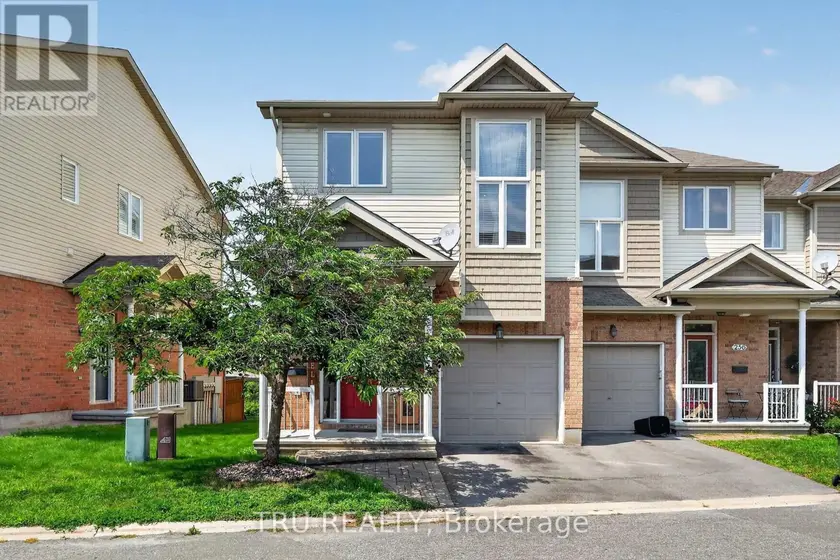 Townhouse at 258 PARKROSE PRIVATE, Ottawa