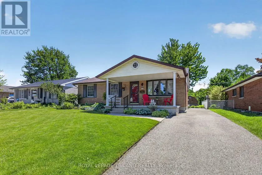 Detached at 7 THOMPSON AVENUE, St. Thomas
