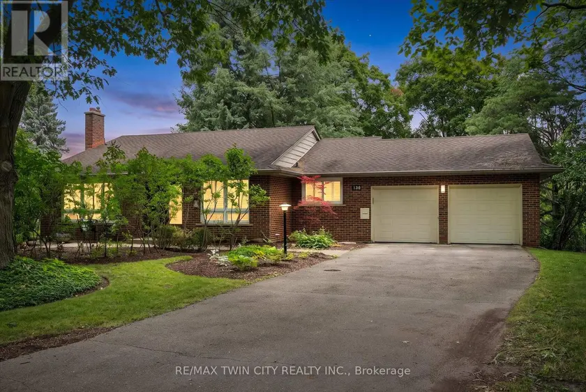 Detached at 130 IROQUOIS PLACE, Waterloo