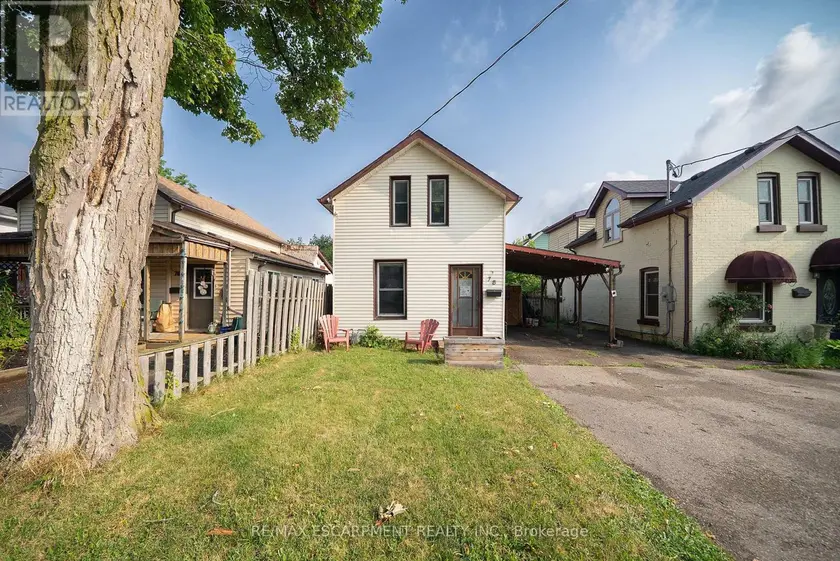 Detached at 78 ARTHUR STREET, Brantford