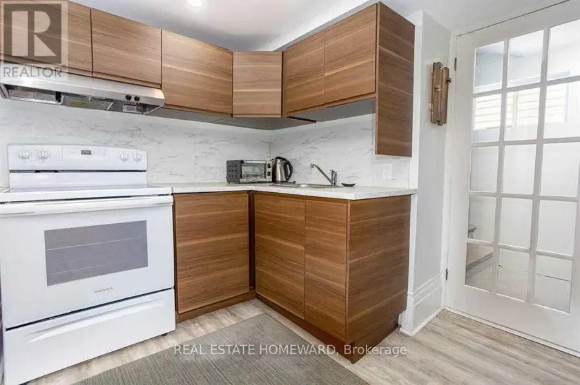 Townhouse at LOWER - 81 SWEETLAND AVENUE, Ottawa