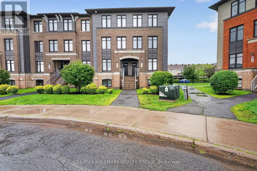 Townhouse at 2387 ESPRIT DRIVE, Ottawa