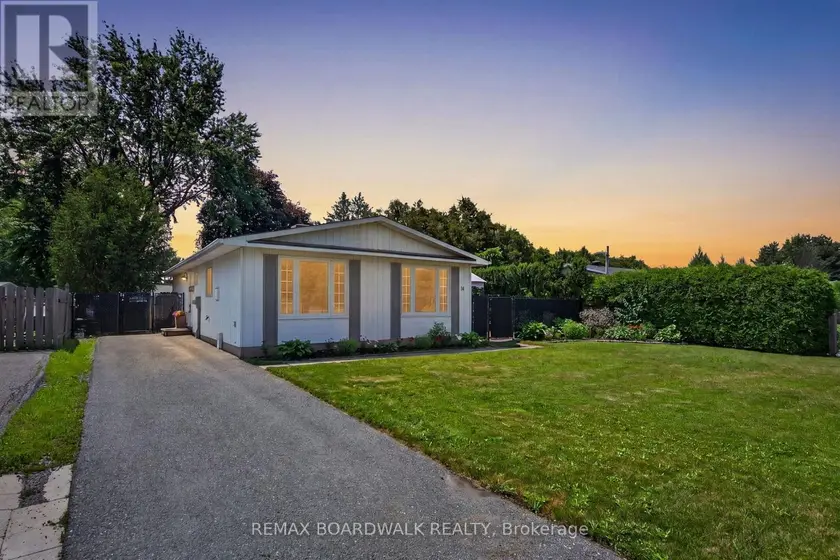 Detached at 34 BINSCARTH CRESCENT, Ottawa