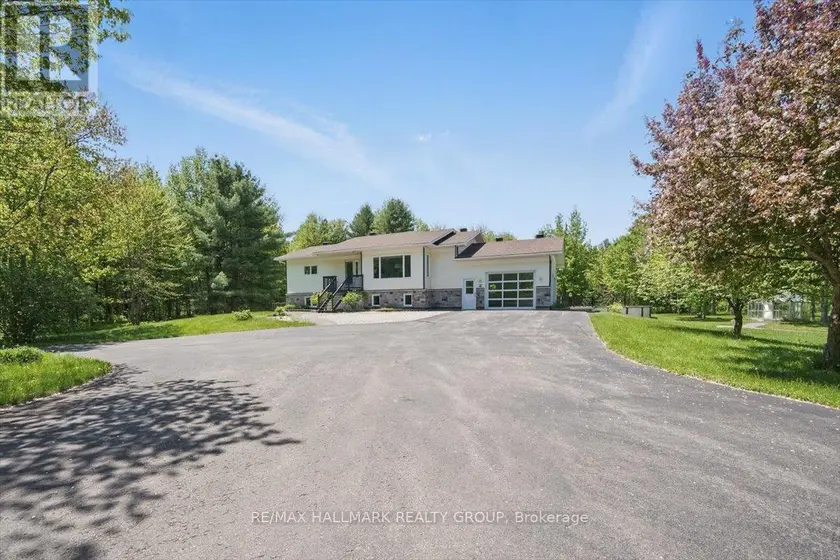 Detached at 1720 DES PINS ROAD, The Nation