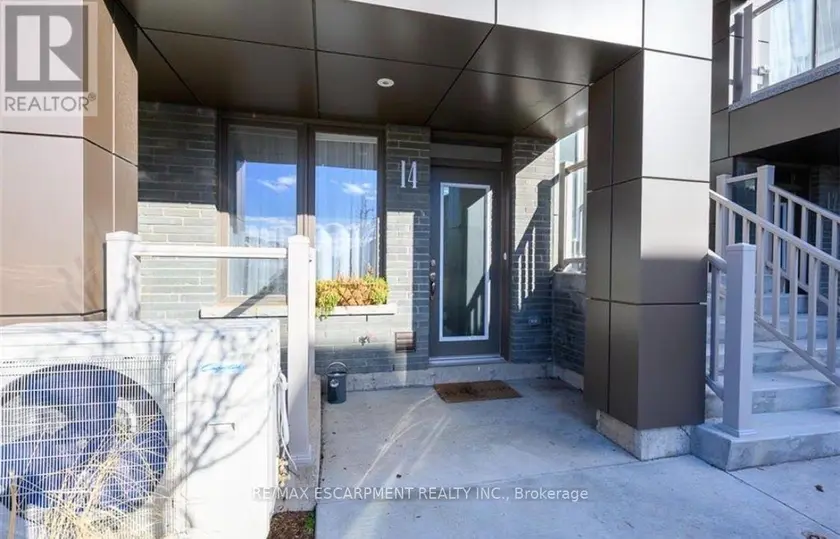 Townhouse at 14 - 261 SKINNER ROAD, Hamilton