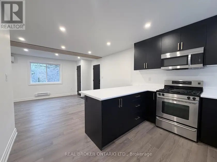 Detached at UPPER - 184 OTTAWA STREET S, Hamilton
