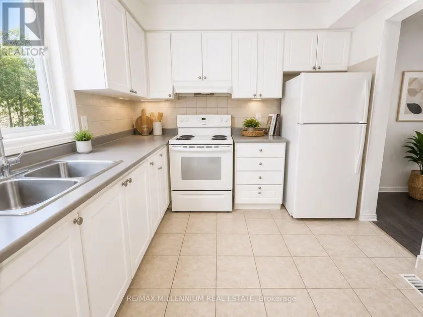 Townhouse at 24 - 414 STONE ROAD, Guelph