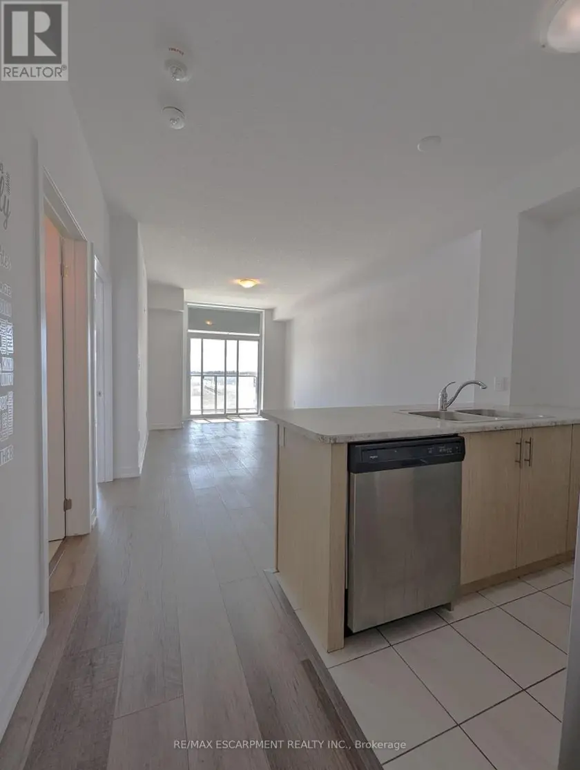 Apartment at 434 - 450 DUNDAS STREET E, Hamilton