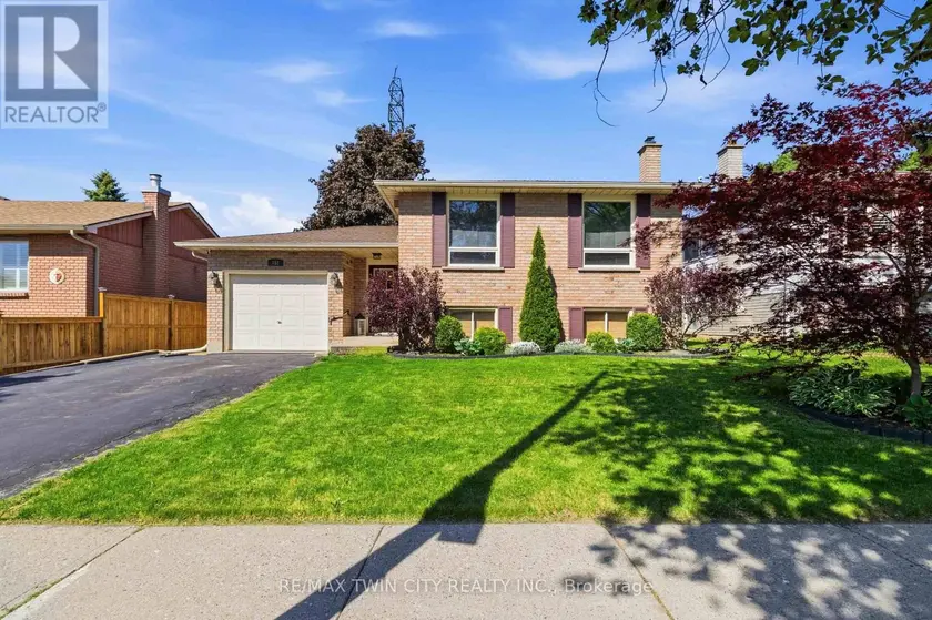 Detached at 352 BRANTWOOD PARK ROAD, Brantford