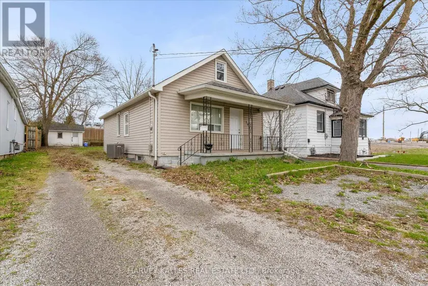 Detached at 105 ORMOND STREET N, Thorold