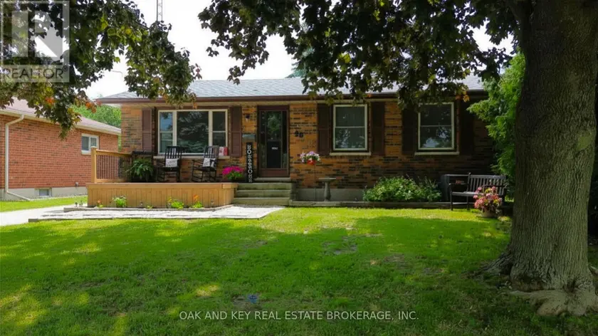 Detached at 26 SINCLAIR AVENUE, St. Thomas