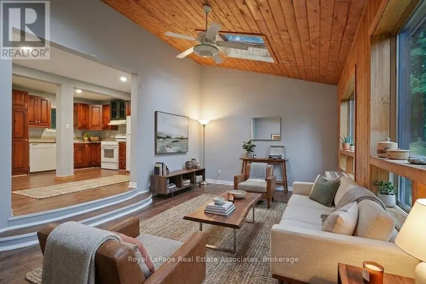 Detached at 5301 620 HIGHWAY, Wollaston