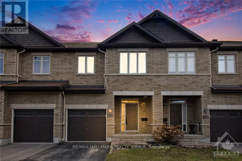Townhouse at 428 ARNCLIFFE AVENUE, Ottawa