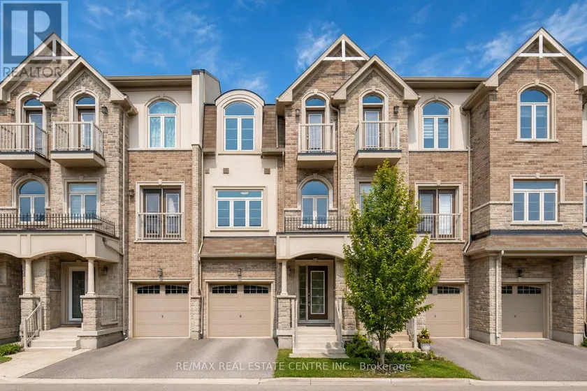 Townhouse at 137 BORERS CREEK CIRCLE, Hamilton