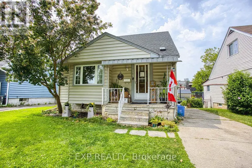 Detached at 139 GLASSCO AVENUE N, Hamilton