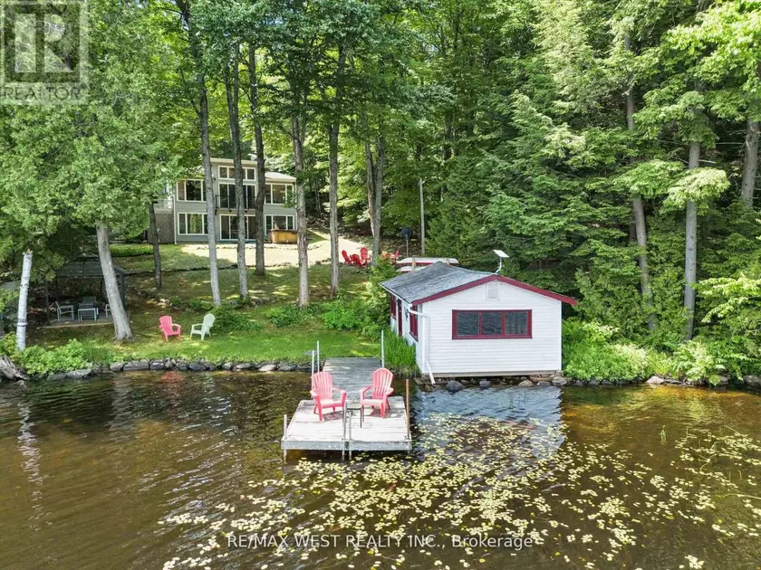 Detached at 1091 MCARTHUR POINT ROAD, Lake of Bays