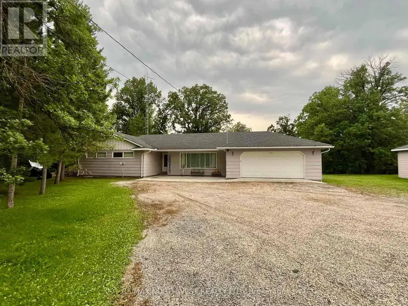 Detached at 986 HWY 11, Dawson