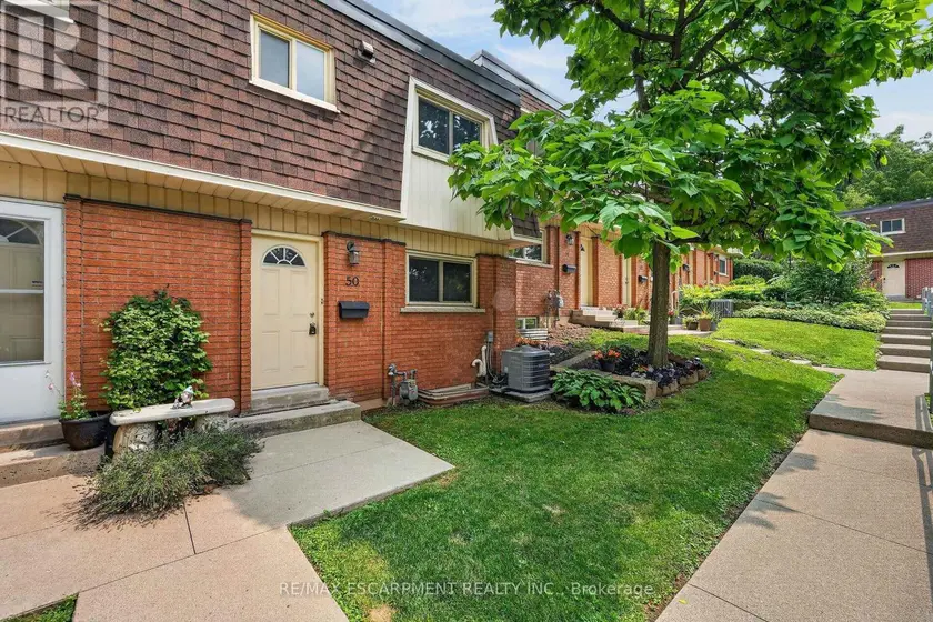 Townhouse at 50 - 125 BONAVENTURE DRIVE, Hamilton