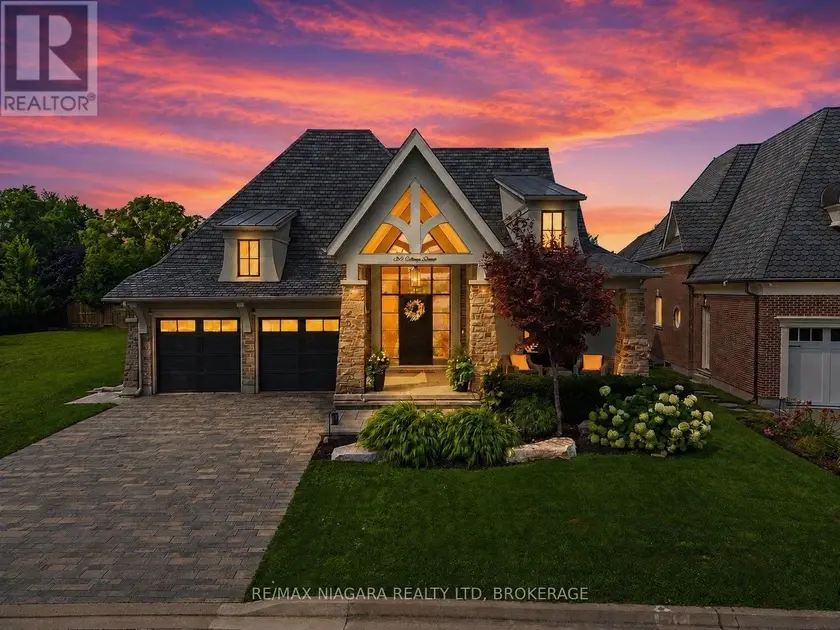 Detached at 33 COTTAGE STREET, Niagara-on-the-Lake