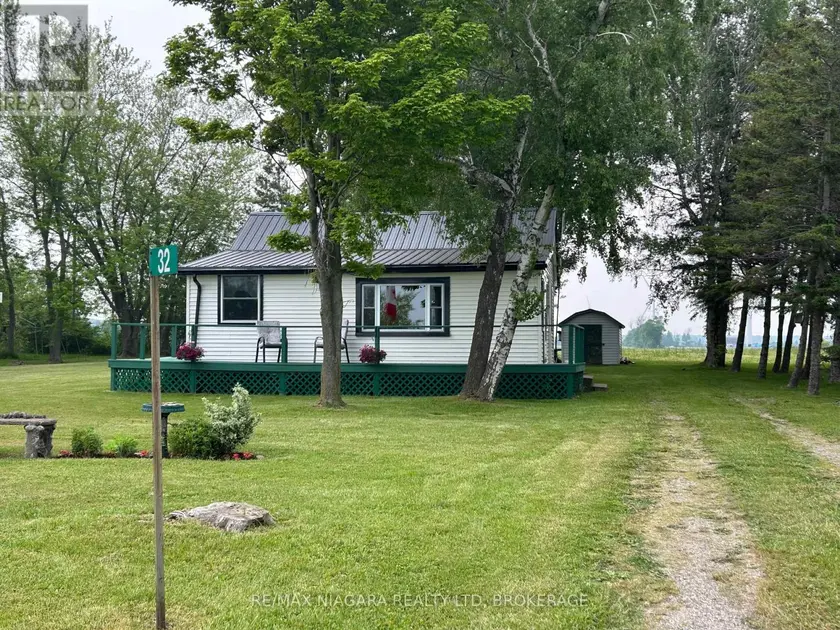Detached at 32 ERIE HEIGHTS LINE, Haldimand