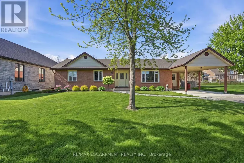 Detached at 133 NEW LAKESHORE ROAD, Norfolk