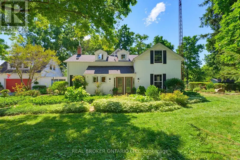 Detached at 24 PLEASANT RIDGE ROAD, Brantford